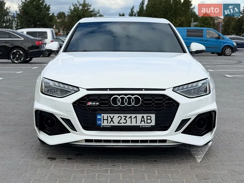 Audi A4 2023