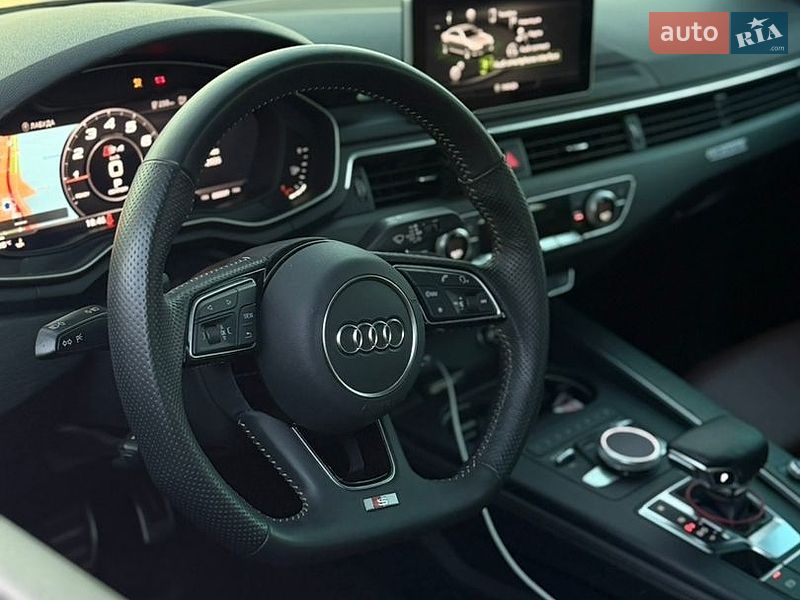 Седан Audi A4 2019 в Дніпрі