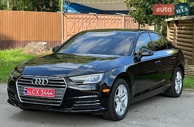 Седан Audi A4 2017 в Чернігові