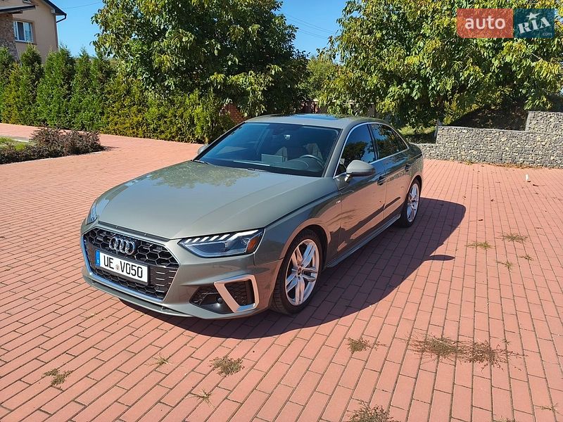 Седан Audi A4 2023 в Івано-Франківську