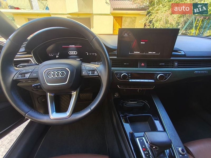 Седан Audi A4 2023 в Івано-Франківську