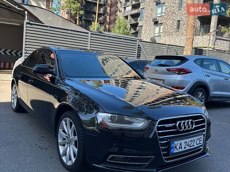 Седан Audi A4 2013 в Киеве
