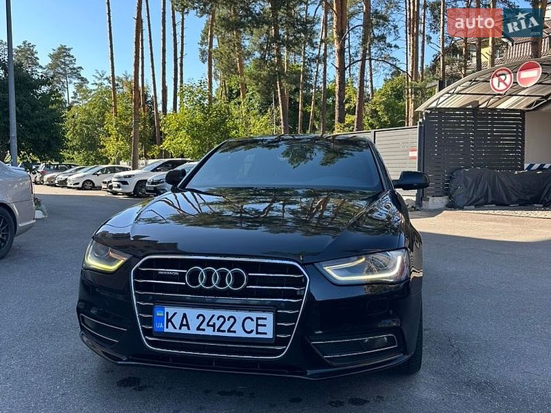 Седан Audi A4 2013 в Киеве