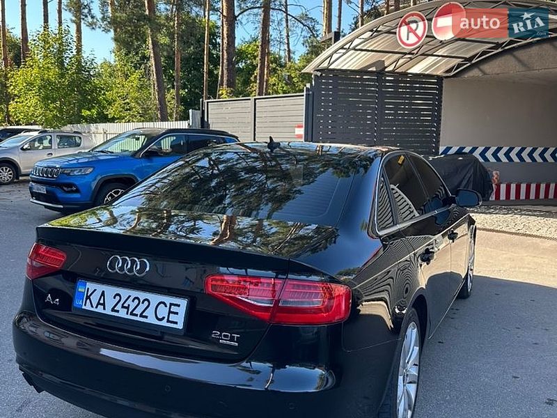 Седан Audi A4 2013 в Киеве