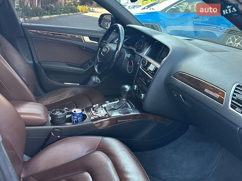 Седан Audi A4 2013 в Киеве