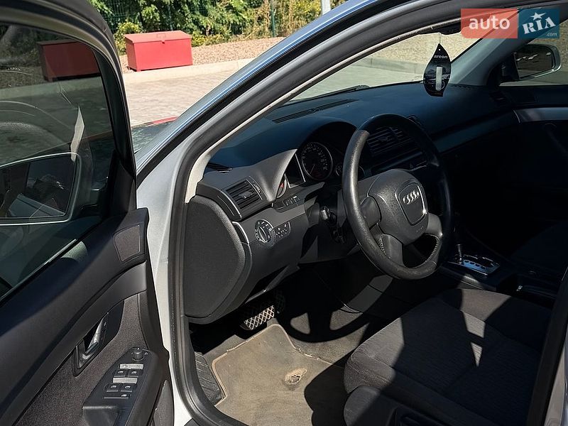 Седан Audi A4 2006 в Кривом Роге