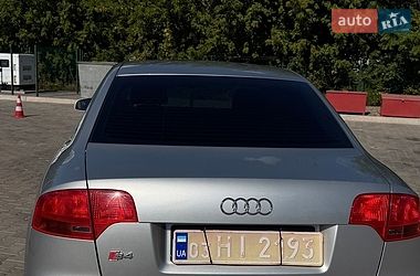 Седан Audi A4 2006 в Кривом Роге