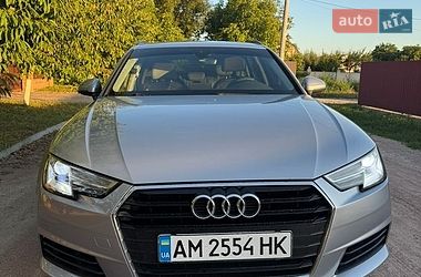 Універсал Audi A4 2016 в Києві