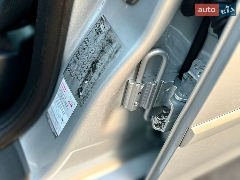 Седан Audi A4 2006 в Вінниці