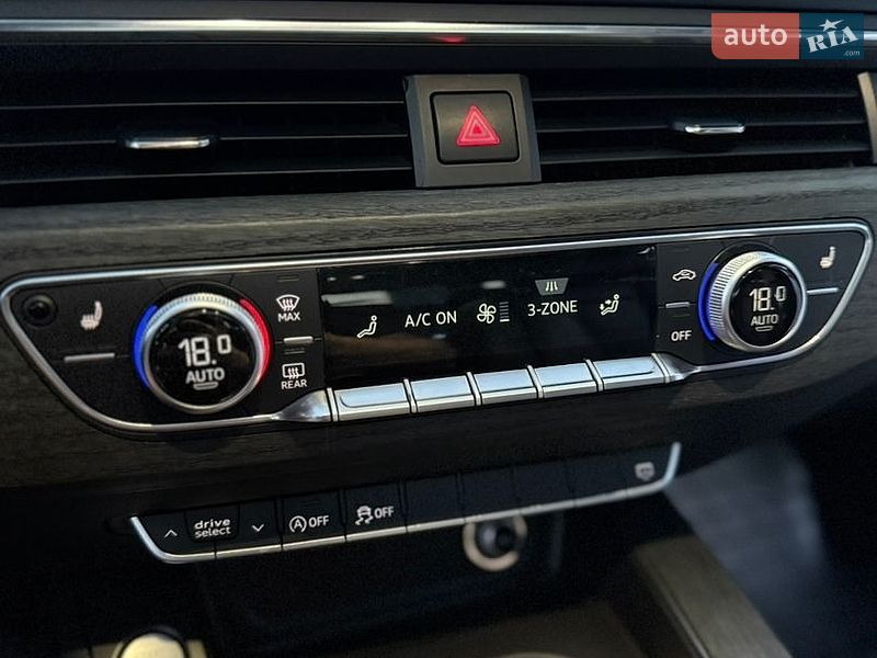 Седан Audi A4 2017 в Днепре
