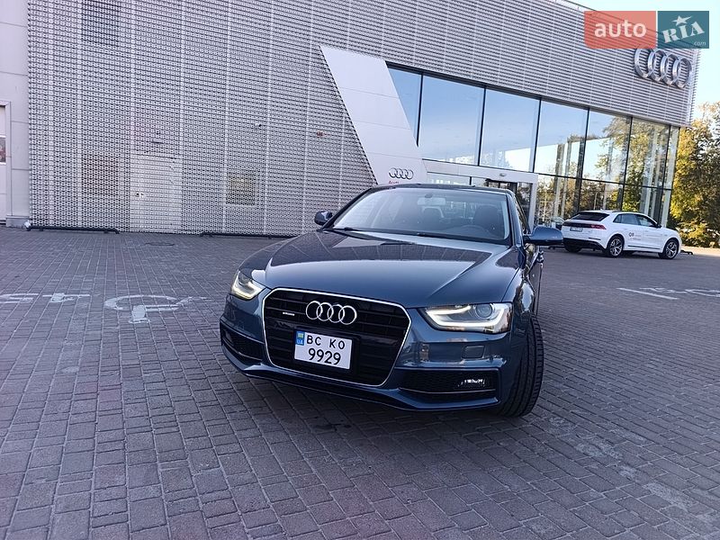Седан Audi A4 2014 в Львові