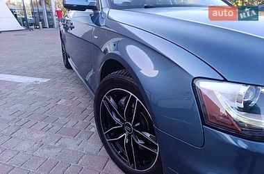 Седан Audi A4 2014 в Львові