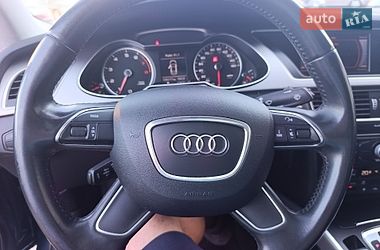 Седан Audi A4 2014 в Львові