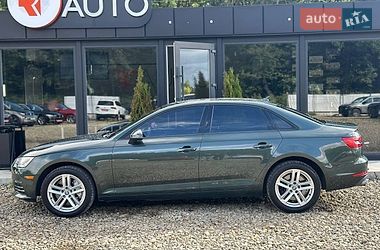 Седан Audi A4 2016 в Львове