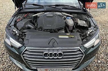 Седан Audi A4 2016 в Львове