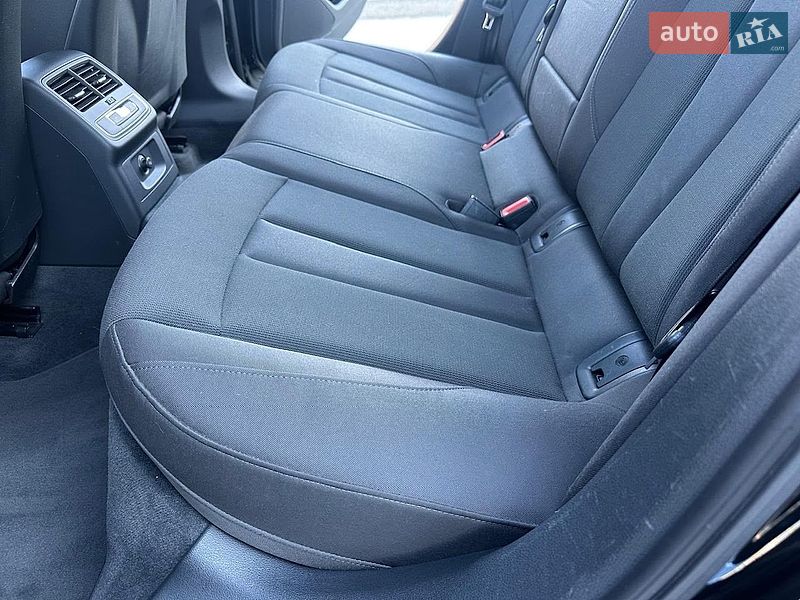 Универсал Audi A4 2020 в Киеве фото 26 Универсал Audi A4 2020 в Киеве