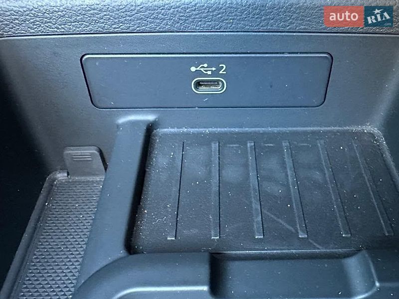 Универсал Audi A4 2020 в Киеве фото 38 Универсал Audi A4 2020 в Киеве