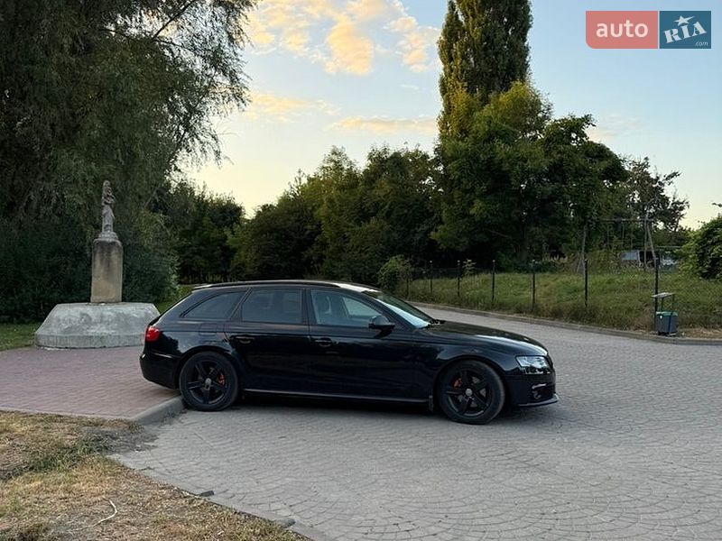 Универсал Audi A4 2010 в Луцке