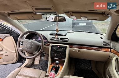 Седан Audi A4 2000 в Звягелі