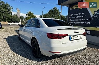 Седан Audi A4 2016 в Ивано-Франковске