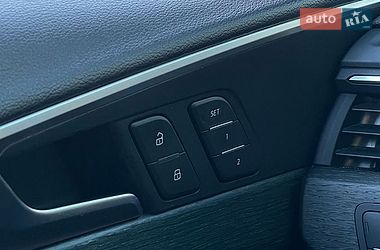 Седан Audi A4 2017 в Одессе