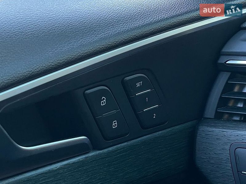 Седан Audi A4 2017 в Одессе