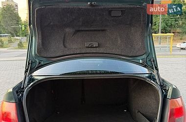 Седан Audi A4 1996 в Дніпрі