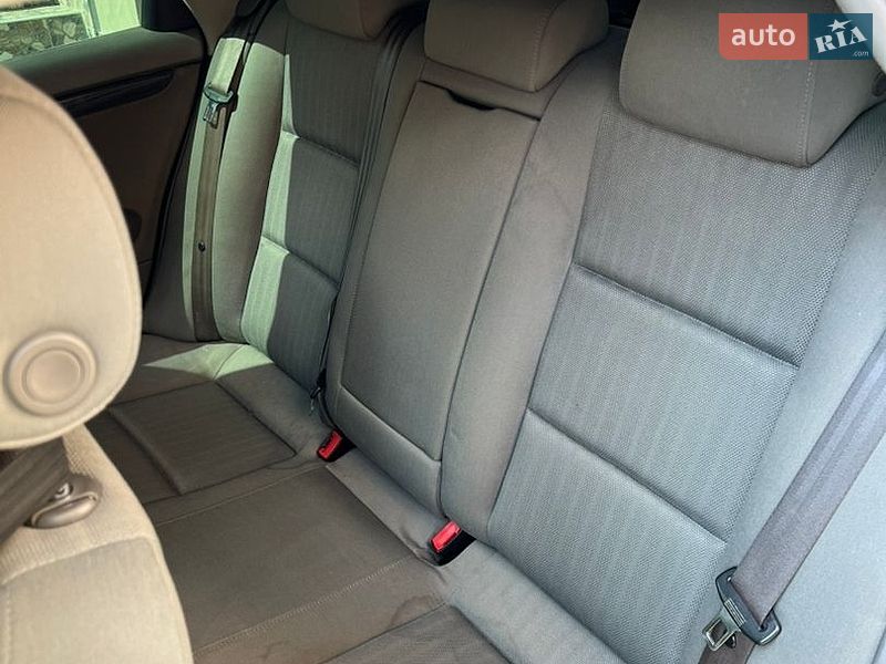 Универсал Audi A4 2002 в Львове