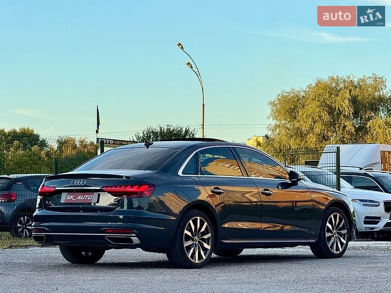 Седан Audi A4 2021 в Києві