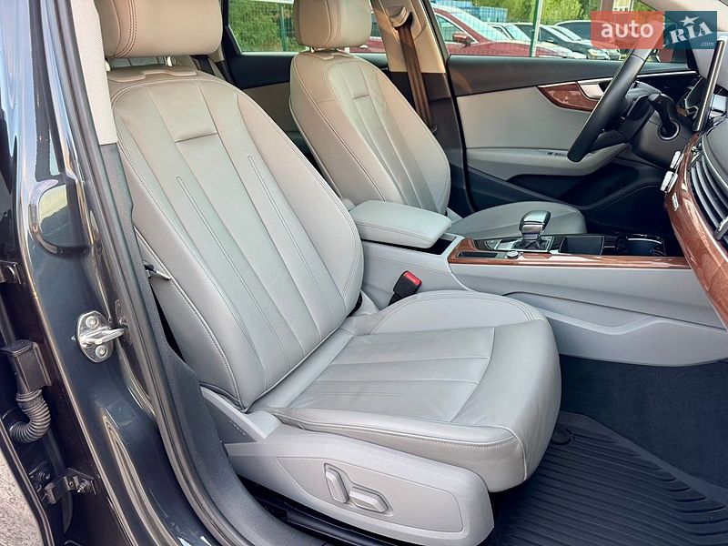 Седан Audi A4 2021 в Києві