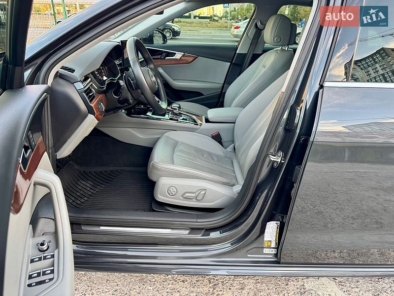 Седан Audi A4 2021 в Києві