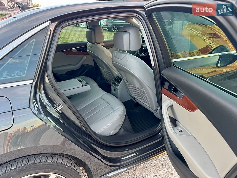 Седан Audi A4 2021 в Києві