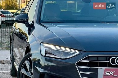 Седан Audi A4 2021 в Києві