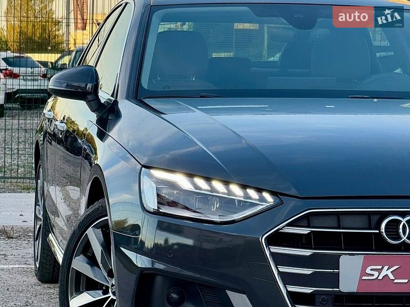 Седан Audi A4 2021 в Києві