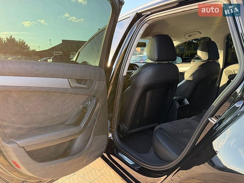 Універсал Audi A4 2012 в Львові