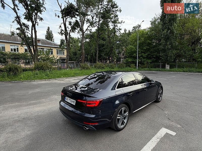 Седан Audi A4 2017 в Києві