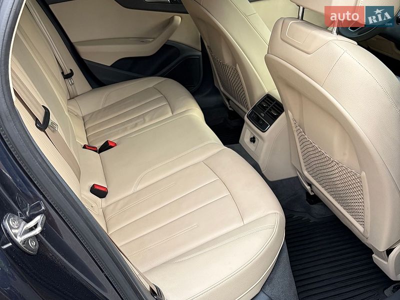 Седан Audi A4 2017 в Києві
