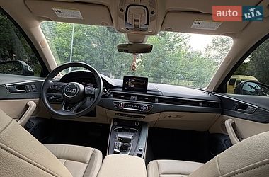 Седан Audi A4 2017 в Києві