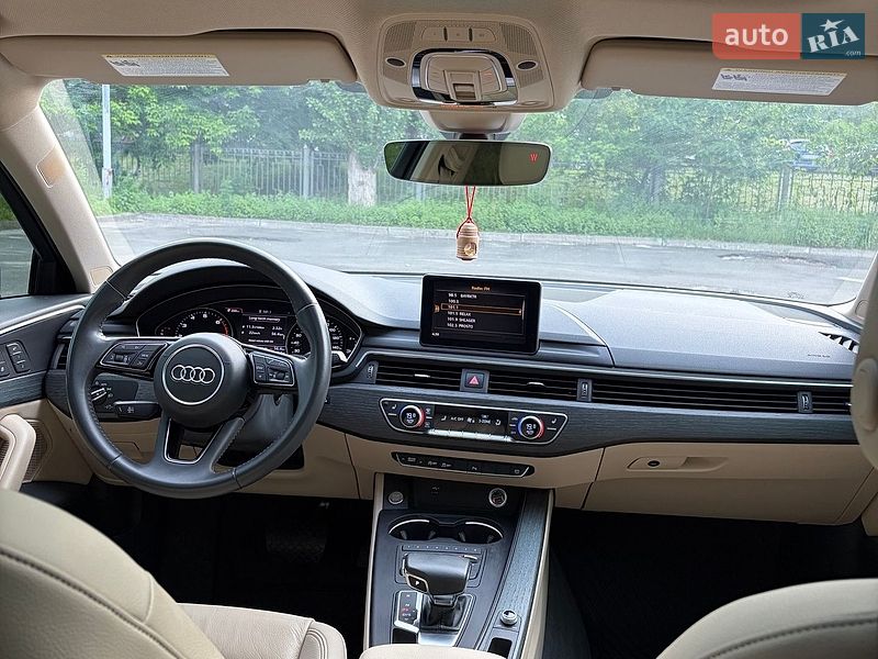 Седан Audi A4 2017 в Києві