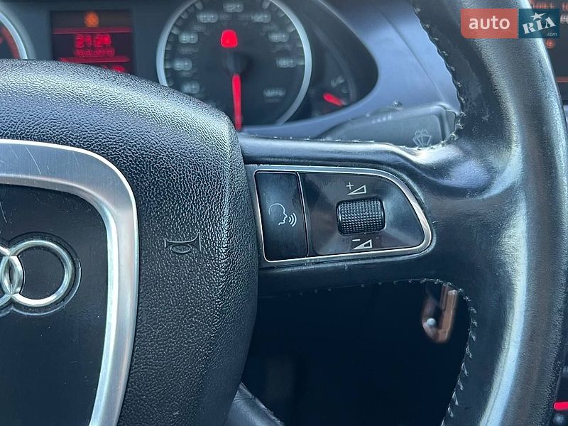 Седан Audi A4 2010 в Киеве