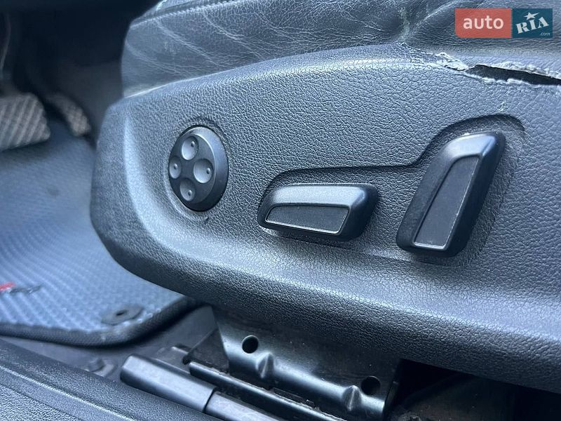 Седан Audi A4 2010 в Киеве