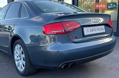 Седан Audi A4 2010 в Киеве