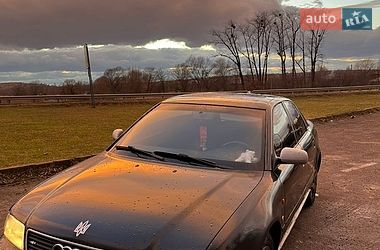 Седан Audi A4 1996 в Ходорове