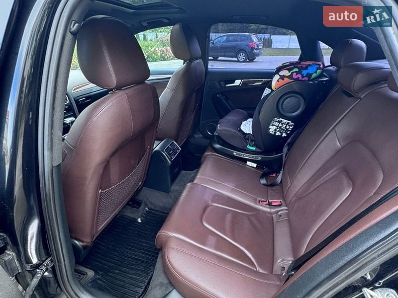 Седан Audi A4 2014 в Луцке