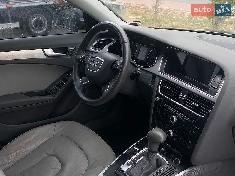 Седан Audi A4 2013 в Тернополе