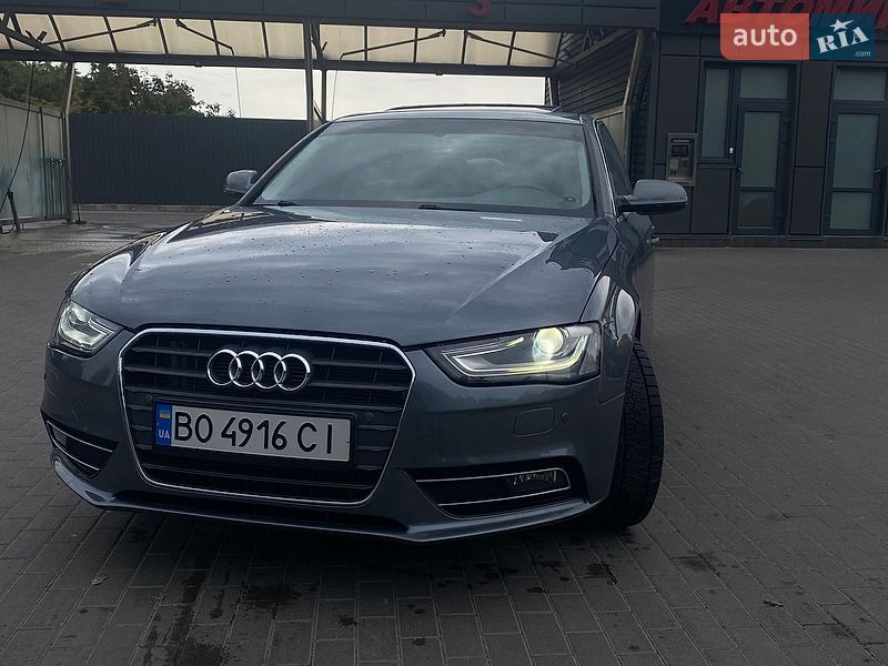 Седан Audi A4 2013 в Тернополе