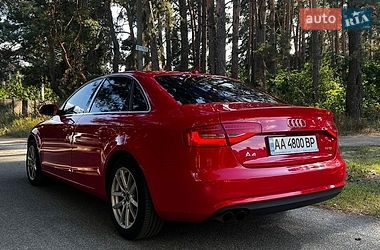 Седан Audi A4 2014 в Броварах