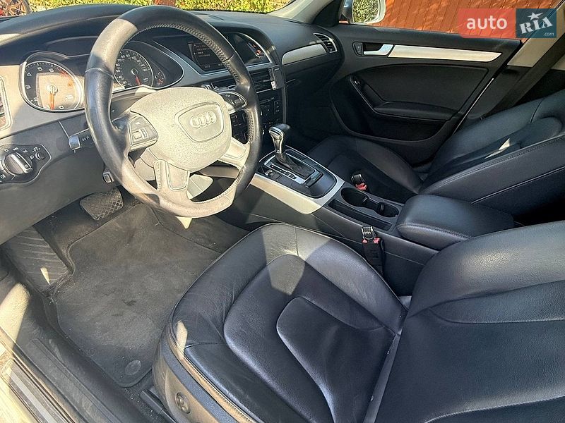 Седан Audi A4 2013 в Києві