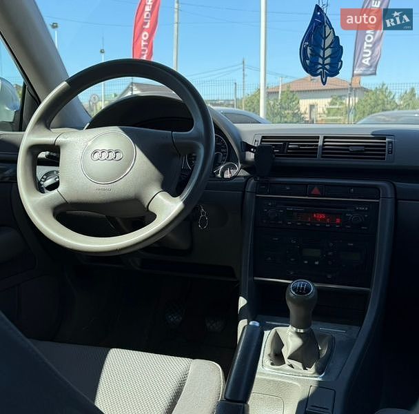 Седан Audi A4 2001 в Кропивницькому
