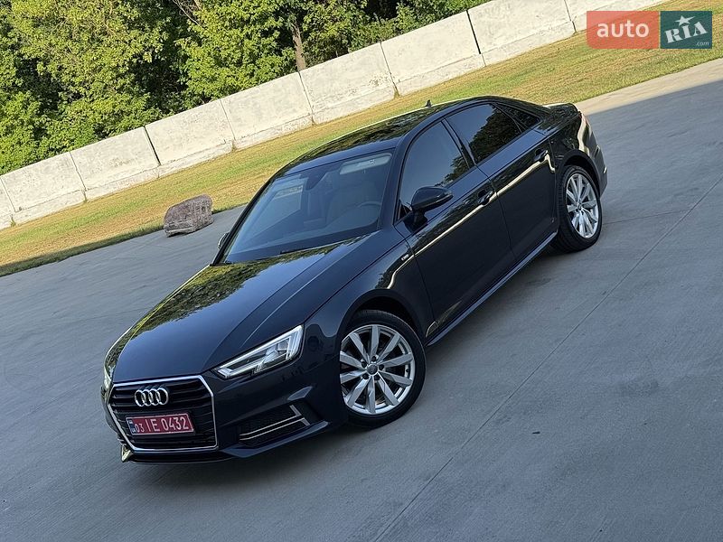 Седан Audi A4 2018 в Луцьку